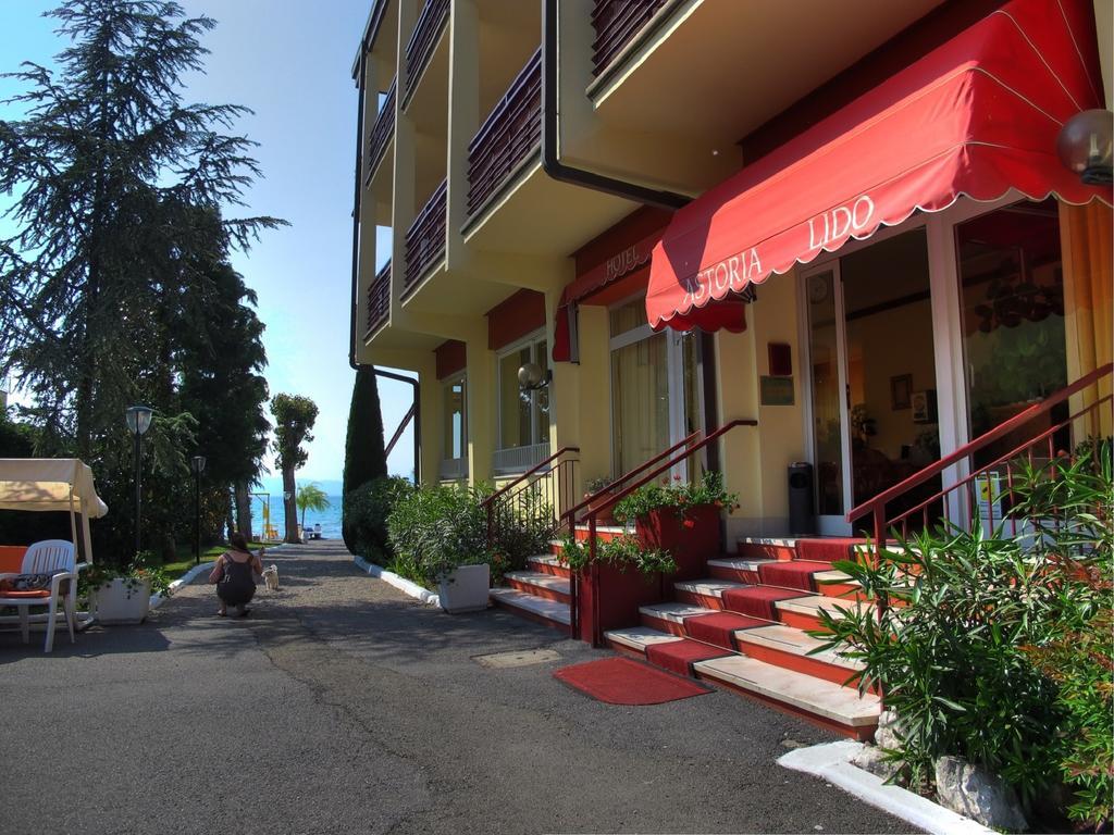 Hotel Astoria Lido Sirmione Exterior photo