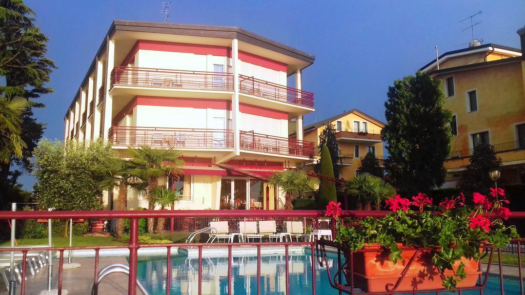 Hotel Astoria Lido Sirmione Exterior photo